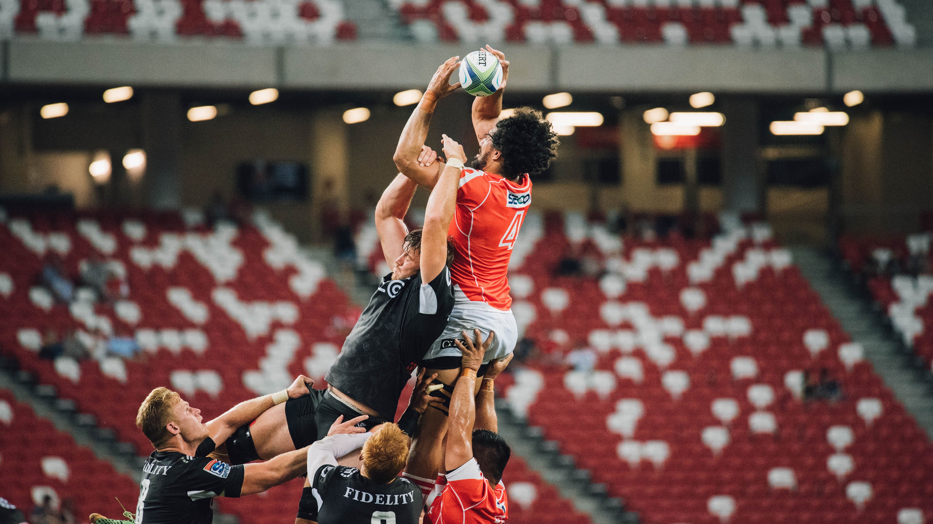 德罗巴激战莱万40分钟领先C9,胜负悬念丛生